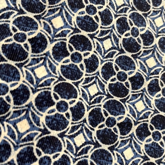 J. McLaughlin Print Tunic Catalina Cloth Navy Blue Light Blue Size Large - Picture 8 of 9